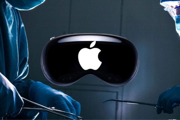 Chirurgiens en tenue opératoire avec un casque de réalité virtuelle Apple, évoquant l'intérêt pour les nouvelles technologies médicales.